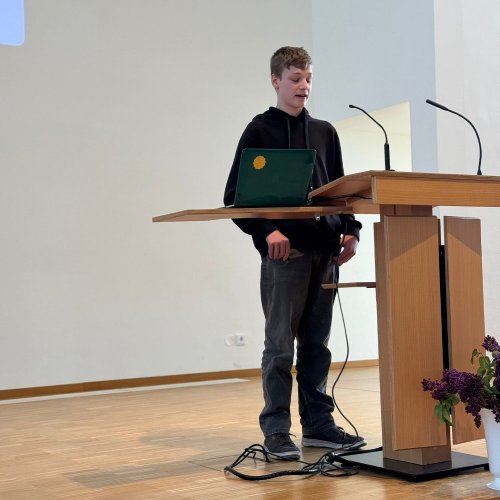 Bild zum Weblog Achtklässler vor 200 Menschen …